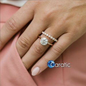 Solitare Round Cut Moissanite Ring / Eternity Band